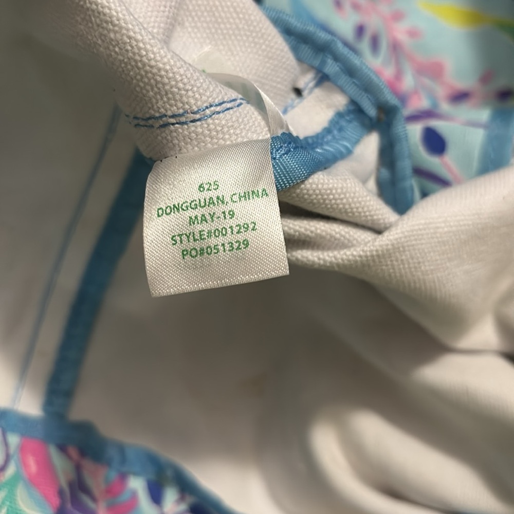 Lilly Pulitzer Colorful Patterned Tote Bag - Picture 7 of 7